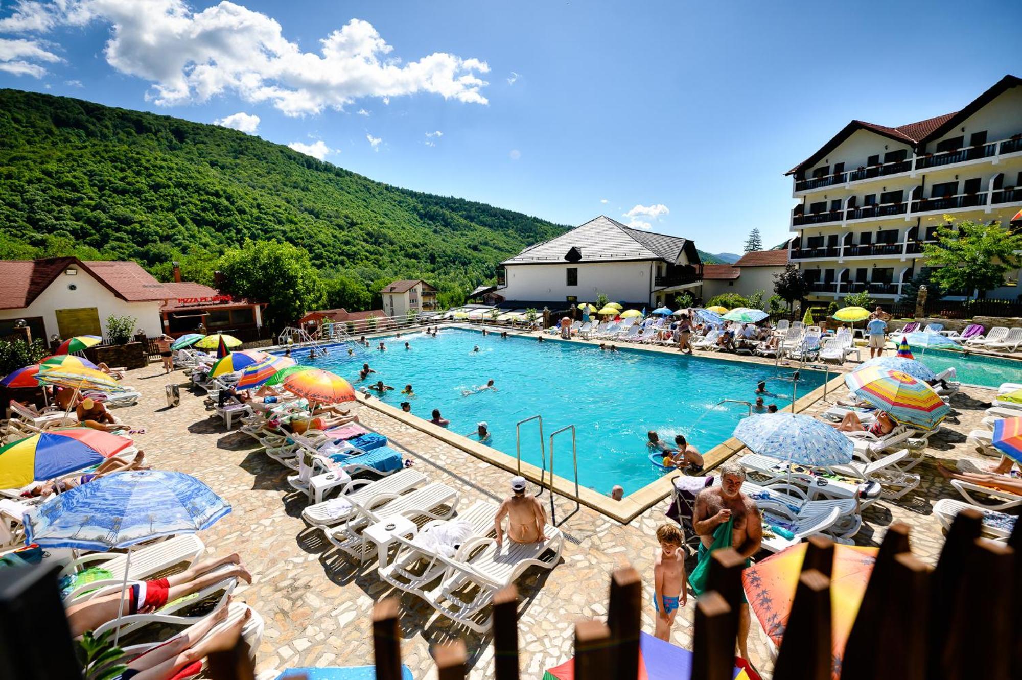Complex Turistic Casa Romaneasca Călimăneşti Exteriör bild